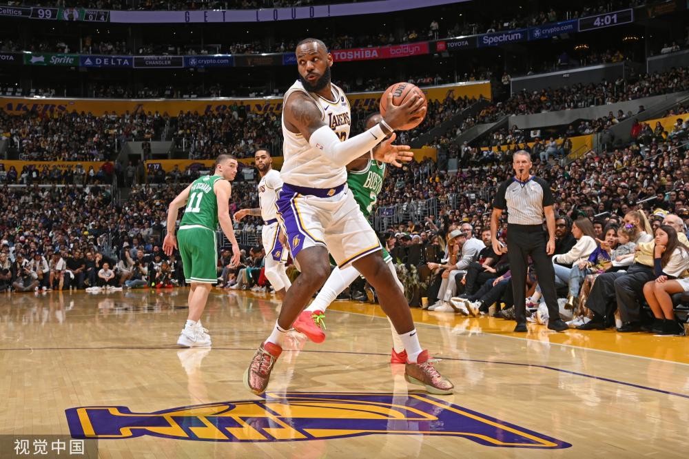 让他自行选 让他自行选