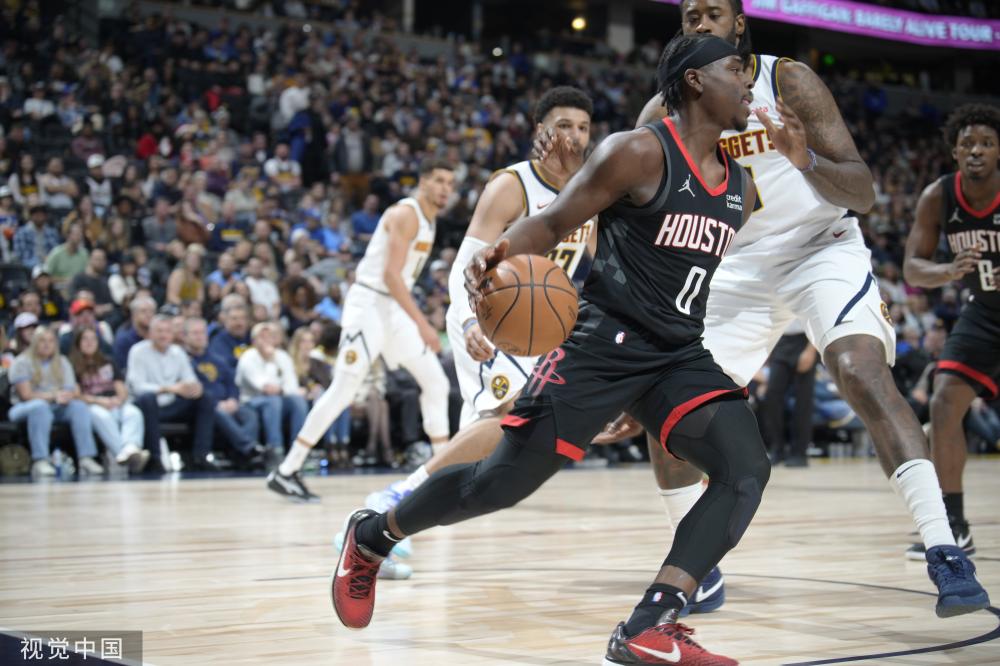 用实际行动 用实际行动