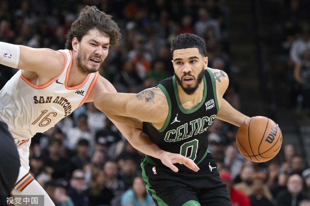 比赛中的一 比赛中的一